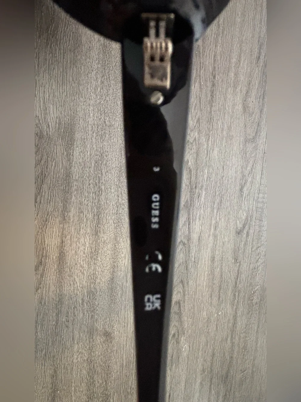 Women’s Black Guess Sunglasses